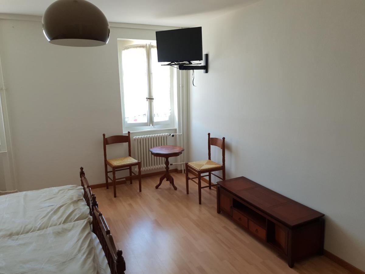 Auberge De Ballens Екстер'єр фото