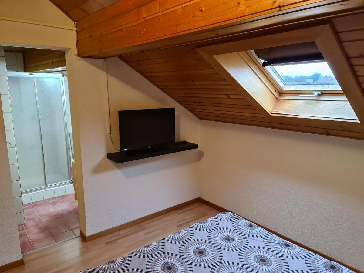 Auberge De Ballens Екстер'єр фото